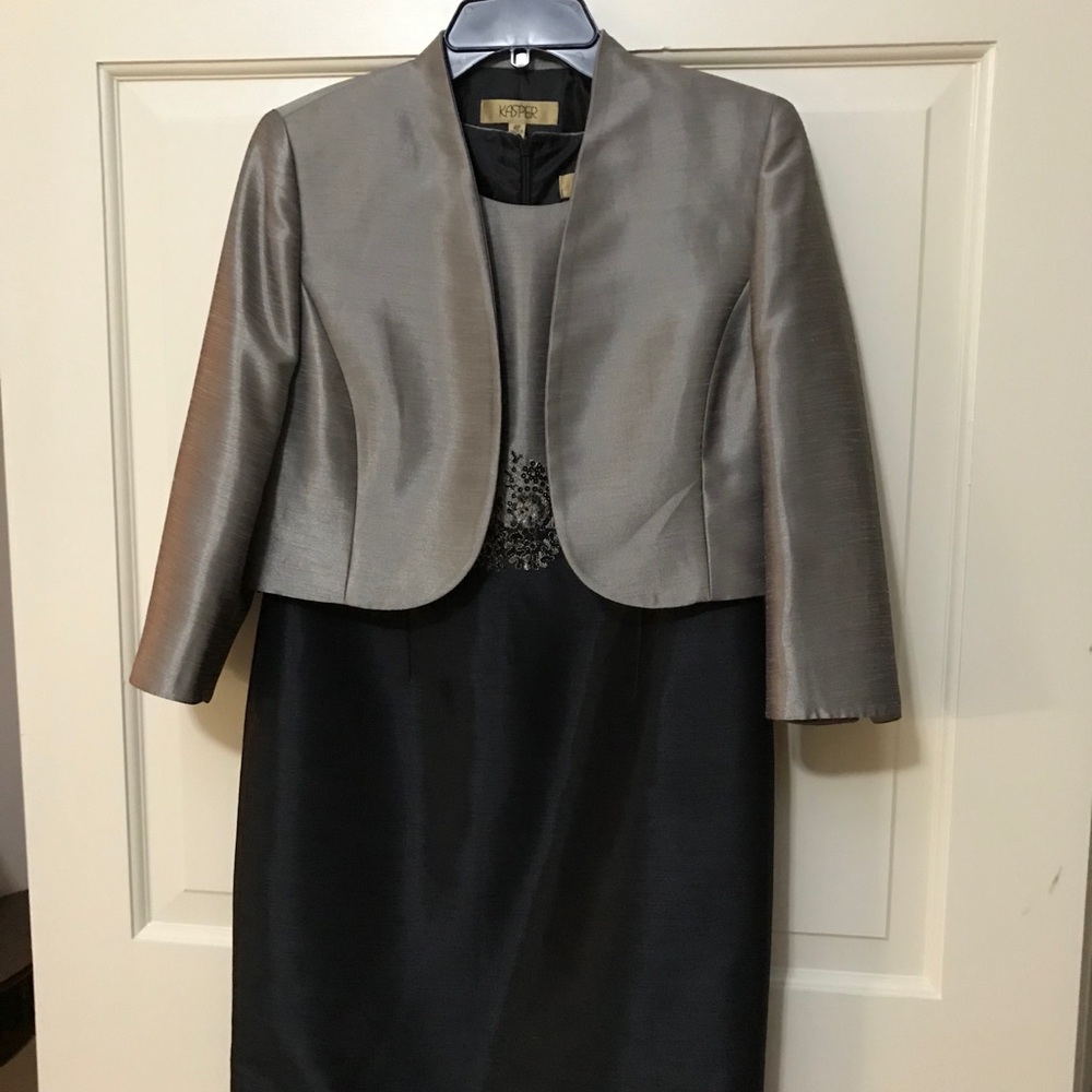 Kasper 4P 2 piece suit